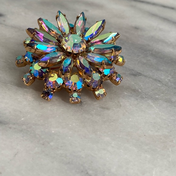 Vintage Crystal Brooch - Aurora Borealis - Picture 3 of 5